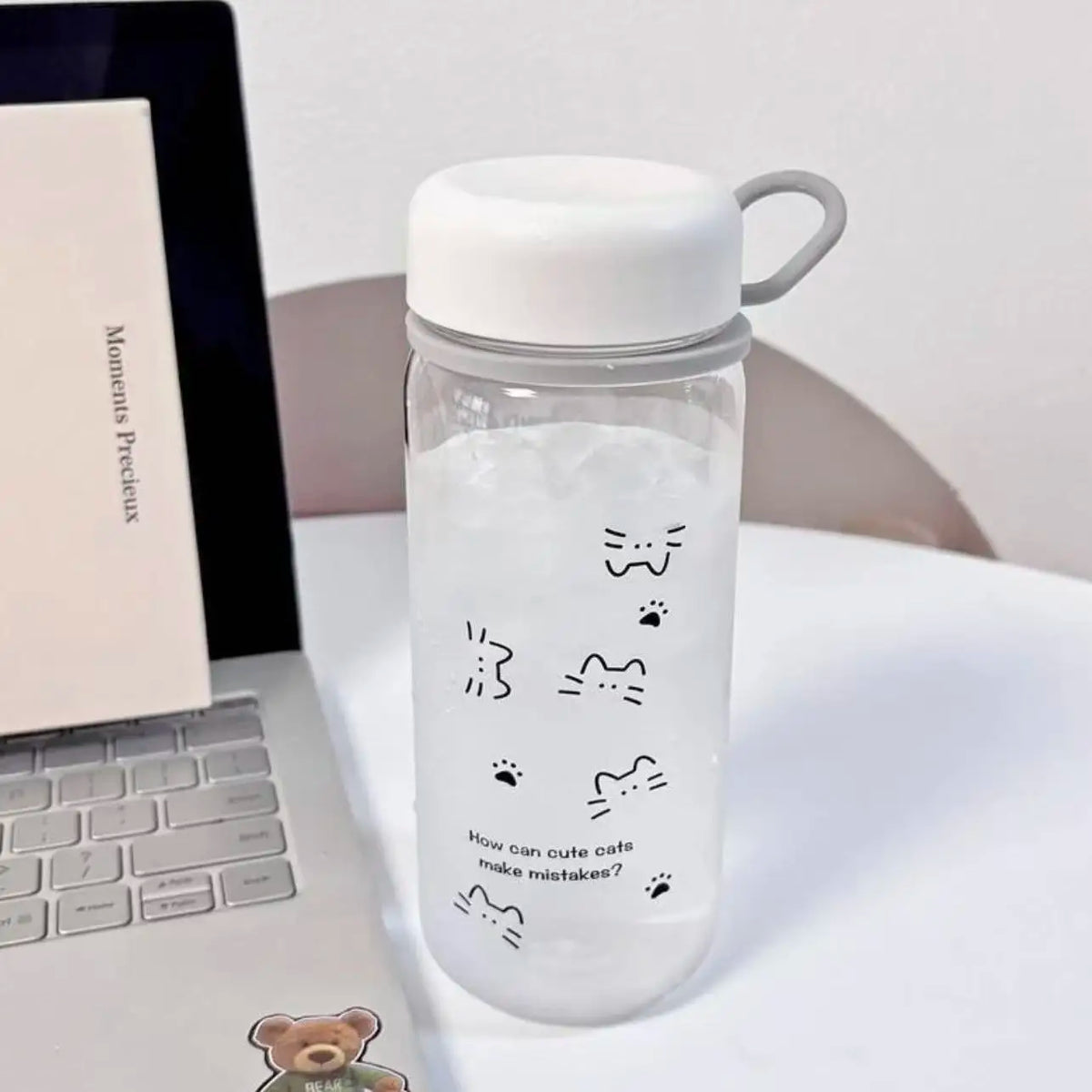 Cute Line Cat Portable Straight Water Bottle for Women Simple Plastic Student Drinking Cup for Summer Outdoor Travel Daily Use